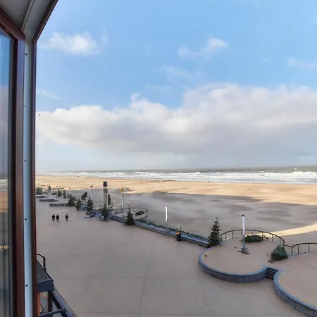 Lecomte - The Shoreline 74 * Ostend