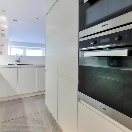 Lecomte - The Shoreline 74