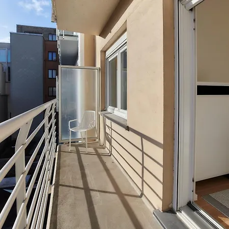 Lecomte - The Shoreline 74 Apartment