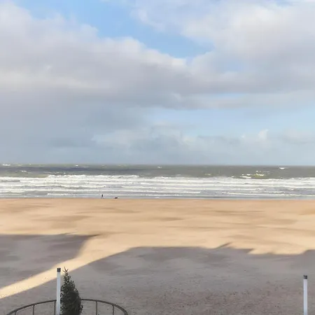 Lecomte - The Shoreline 74 Appartement *