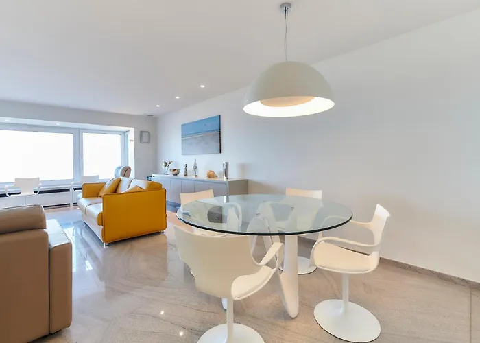 Lecomte - The Shoreline 74 아파트 *