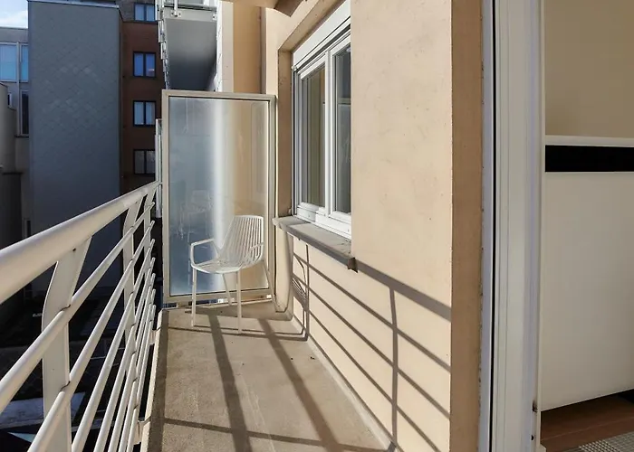 Lecomte - The Shoreline 74 아파트